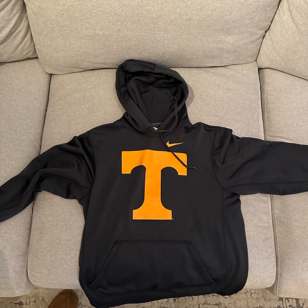 Nike Therma-Fit Black Hoodie